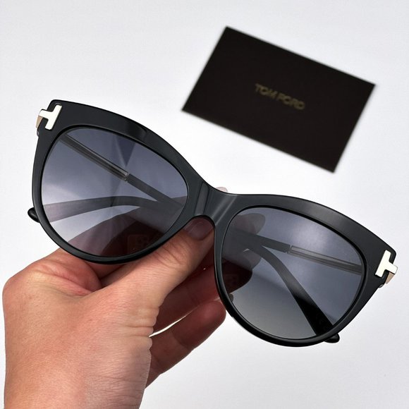 Tom Ford FT0821/S KIRA 01D Sunglasses Black Polarized Gradient Cat Eye Women main image 7